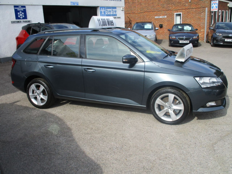 Skoda Fabia 1.0 Tsi Se L Dsg Grey #5