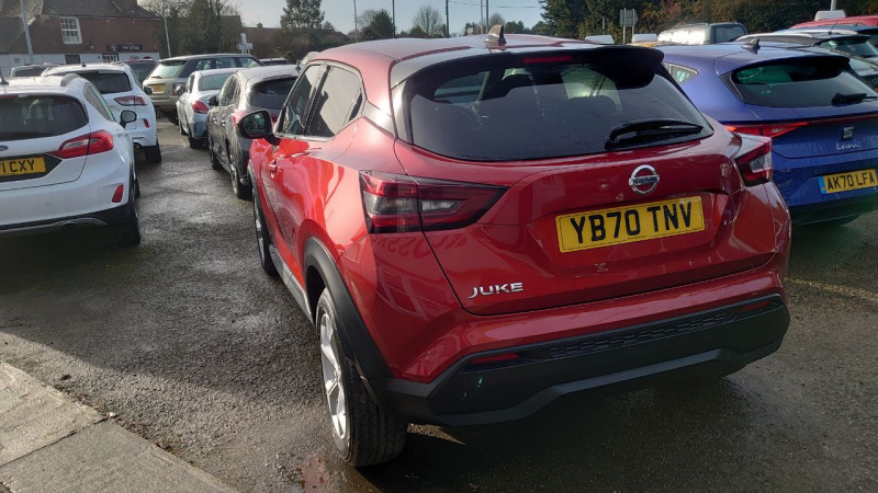 Nissan Juke 1.0 Dig-t 114 N-connecta - 2020 70 YB70TNV Red #3