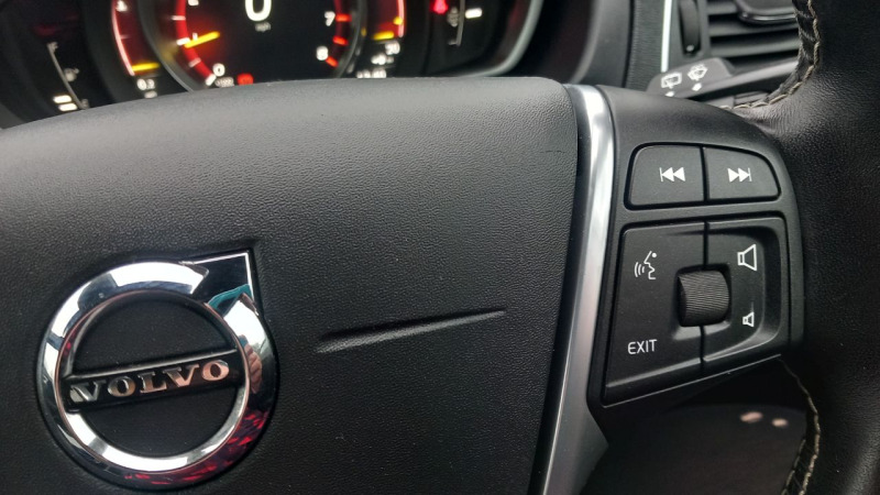 Volvo V40 2.0 D2 Momentum Nav Plus Euro 6 Ss  #16