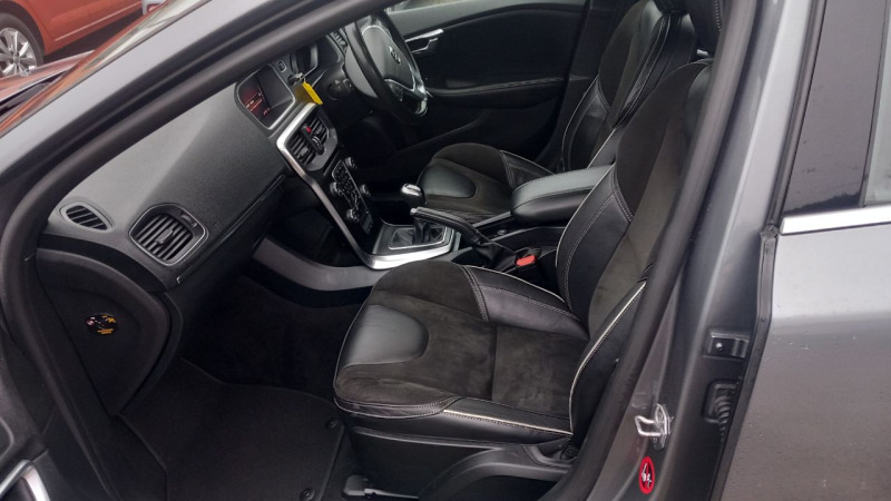 Volvo V40 T2 122 R Design Nav Plus Grey #6