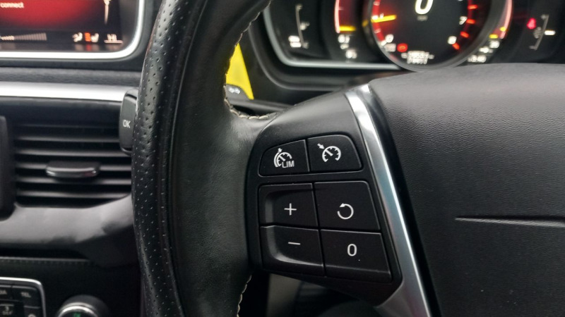 Volvo V40 2.0 D2 Momentum Nav Plus Euro 6 Ss  #15