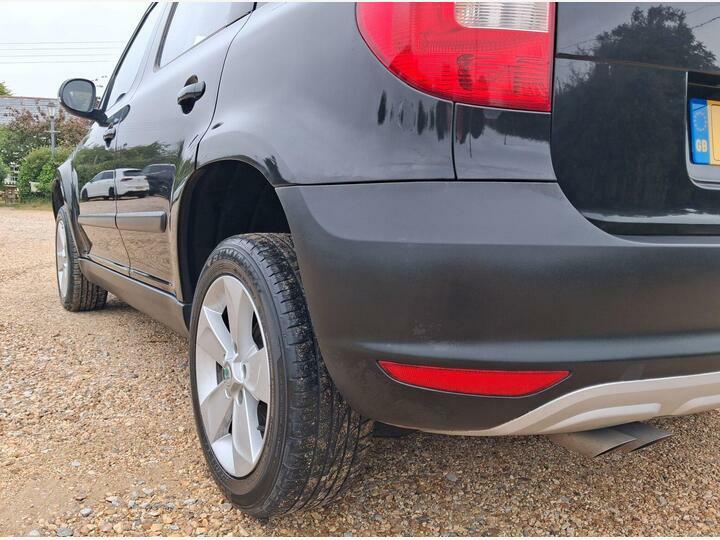 Skoda Yeti 1.6 Tdi Greenline II S Euro 5 Ss Black #5