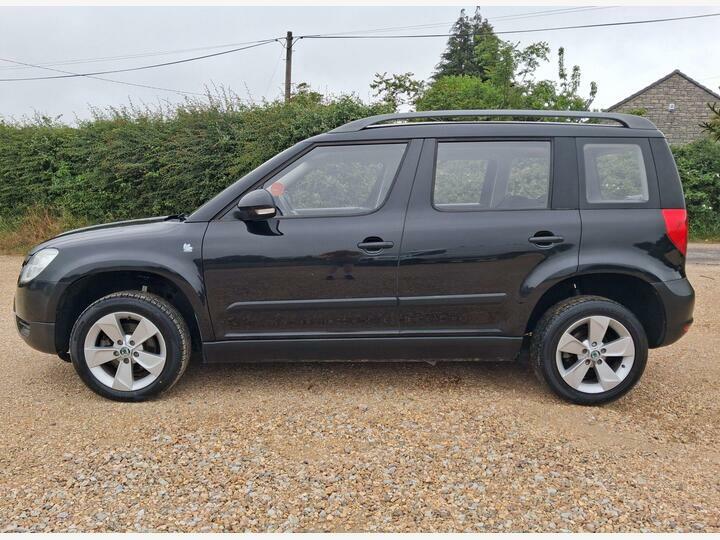 Skoda Yeti 1.6 Tdi Greenline II S Euro 5 Ss Black #6