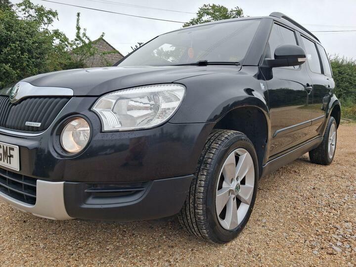 Skoda Yeti 1.6 Tdi Greenline II S Euro 5 Ss Black #3
