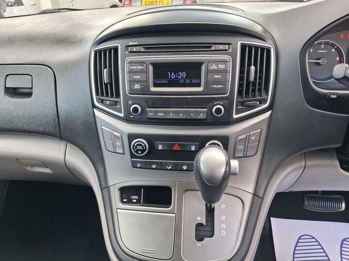 Hyundai I800 2.5 Crdi Se Euro 6 Black #6