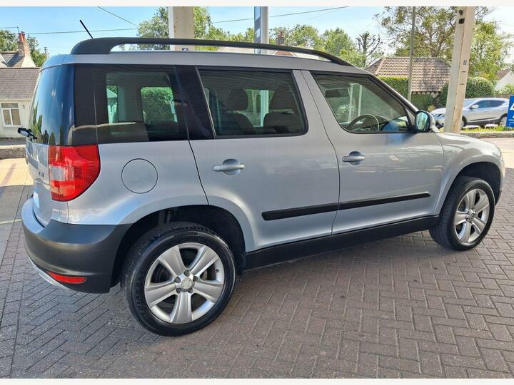 Skoda Yeti 1.2 Tsi Se Euro 5 Blue #4