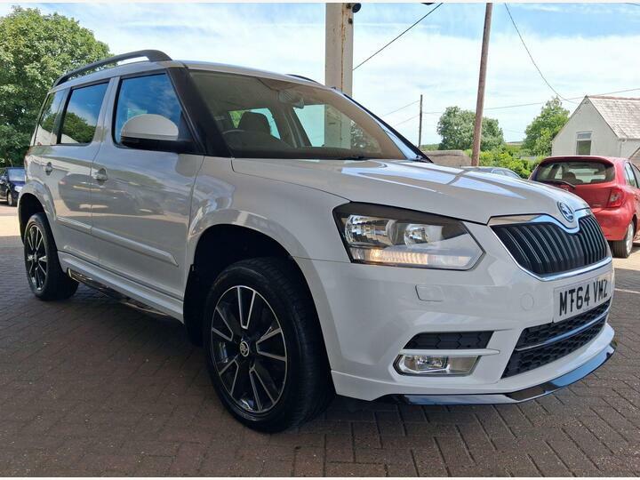 Skoda Yeti 2.0 Tdi Black Edition 4Wd Euro 5 White #2