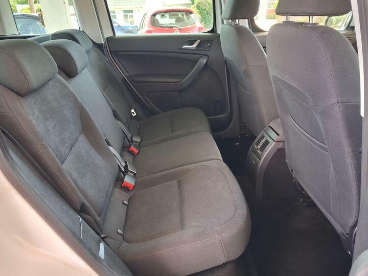 Skoda Yeti Outdoor E-gance Tdic Beige #10