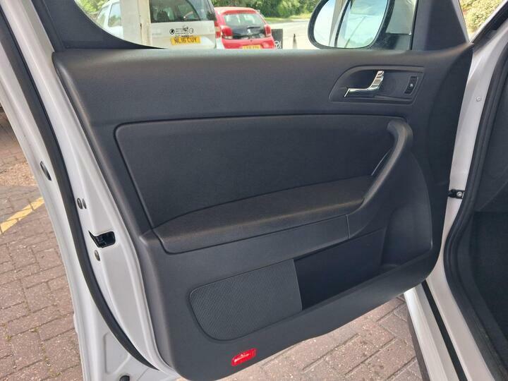 Skoda Yeti Outdoor E-gance Tdic Beige #13