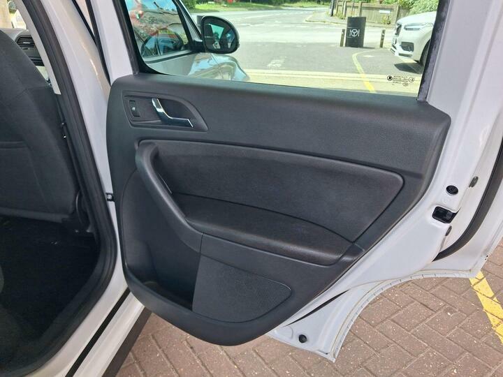 Skoda Yeti Outdoor E-gance Tdic Beige #15