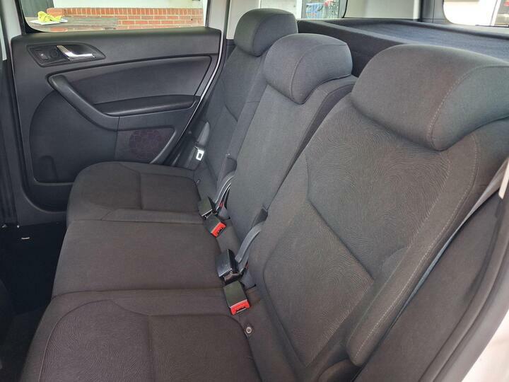 Skoda Yeti Outdoor E-gance Tdic Beige #9