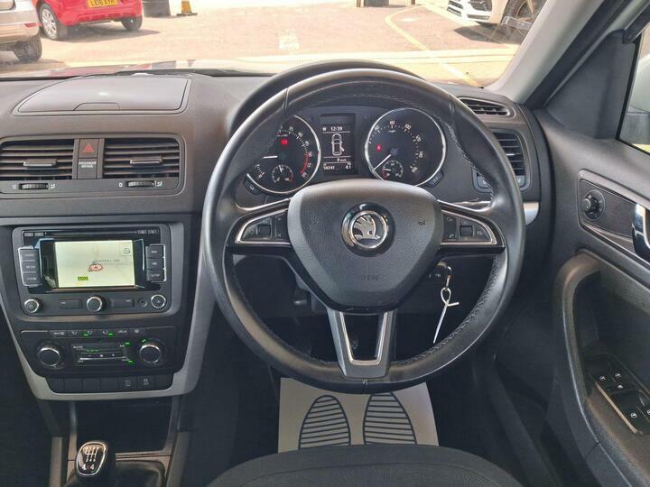 Skoda Yeti Outdoor E-gance Tdic Beige #20