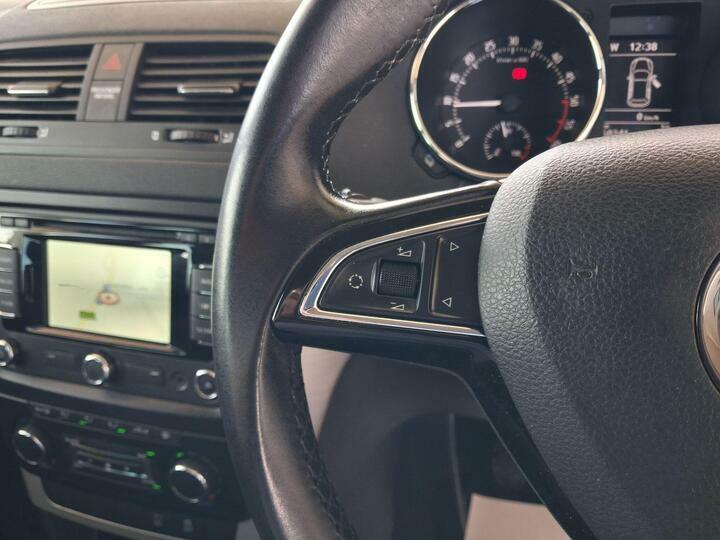 Skoda Yeti Outdoor E-gance Tdic Beige #11