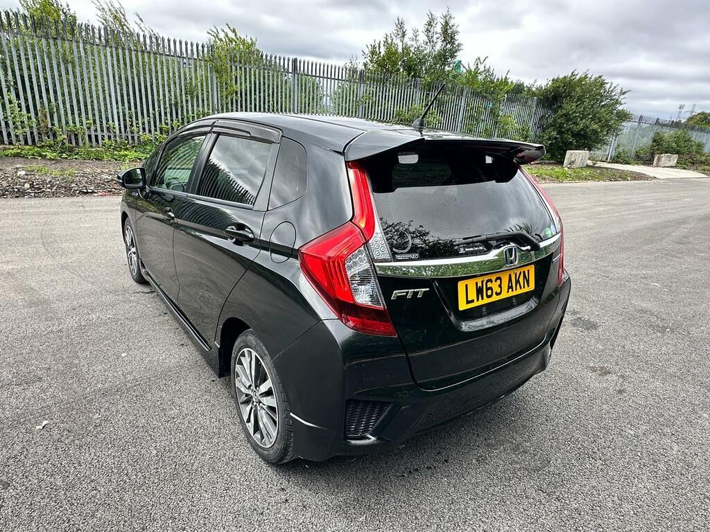 Honda Fit 1.3 Hybrid Hatchback #4