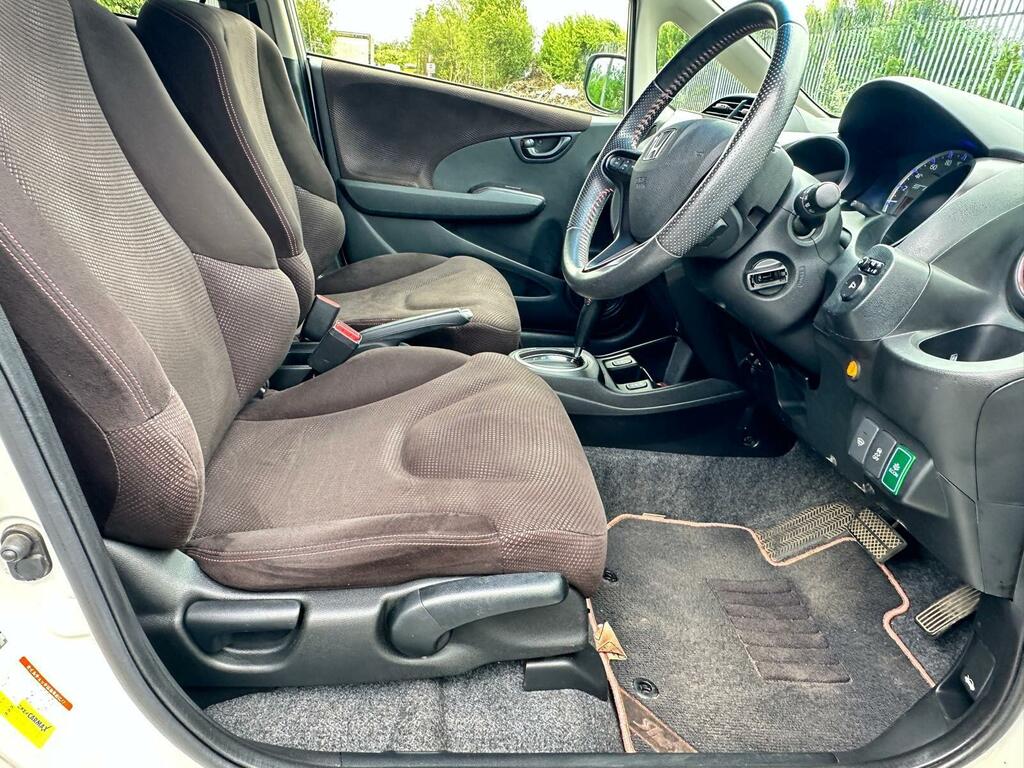 Honda Fit Jazz Silver #27