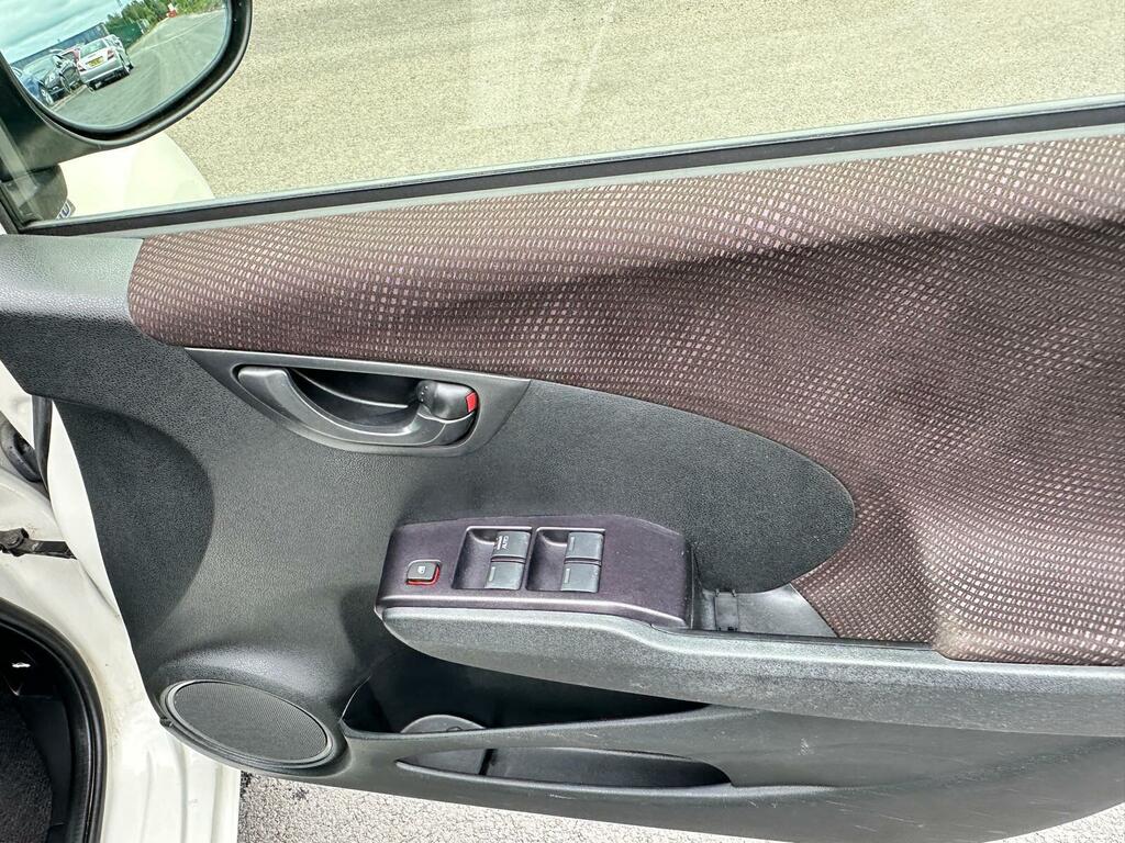 Honda Fit Jazz Silver #39