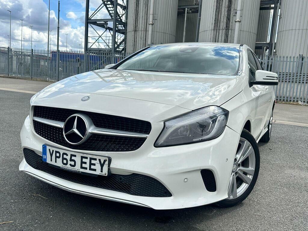 Mercedes-Benz A Class 2.1 A200d Sport Premium 7G-dct Euro 6 Ss YP65EEY White #5
