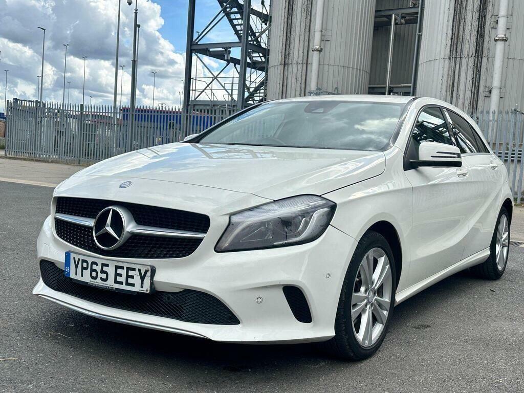 Mercedes-Benz A Class 2.1 A200d Sport Premium 7G-dct Euro 6 Ss YP65EEY White #3