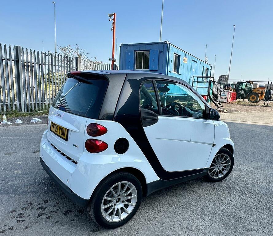Smart Fortwo 1.0 Passion Mhd 71 Bhppanoramic Sunroof Silver #17
