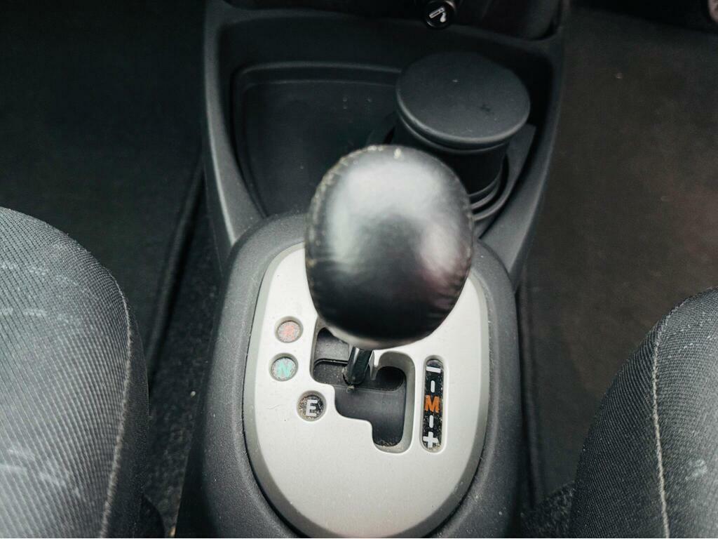 Toyota Yaris 1.3 Sr Multimode Silver #29