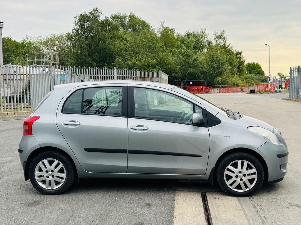 Toyota Yaris 1.3 Sr Multimode Silver #21