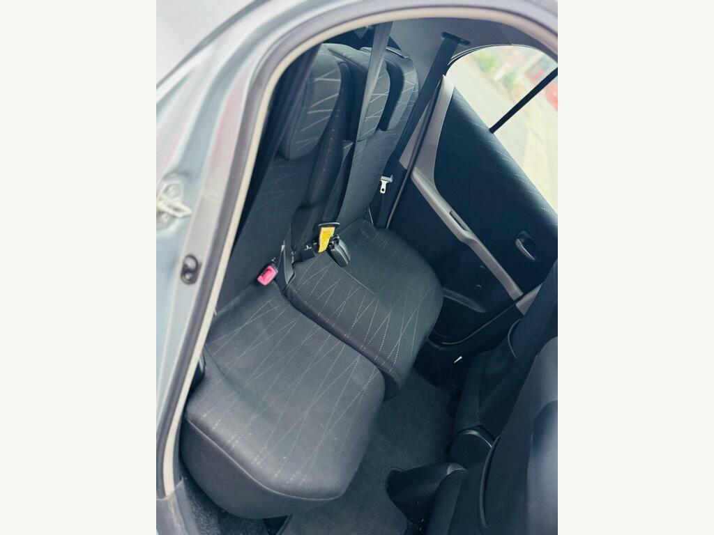 Toyota Yaris 1.3 Sr Multimode Silver #30