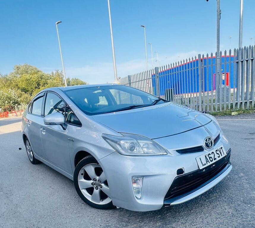 Toyota Prius Plug-in Hybrid Grey #7