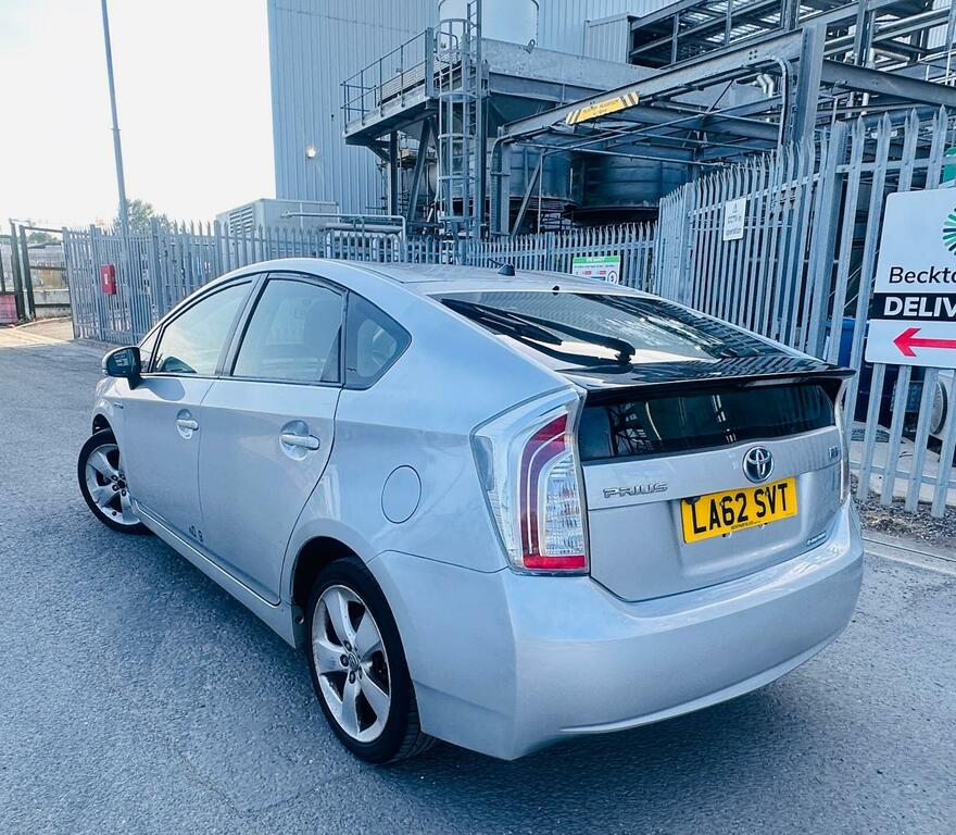 Toyota Prius Plug-in Hybrid Grey #9