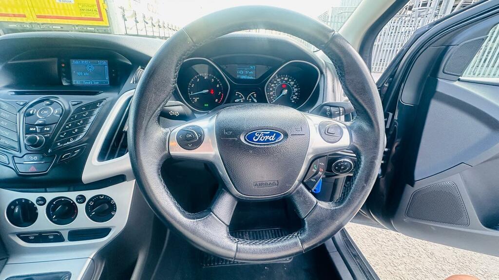 Ford Focus 1.0T Ecoboost Zetec Euro 5 Ss Red #38
