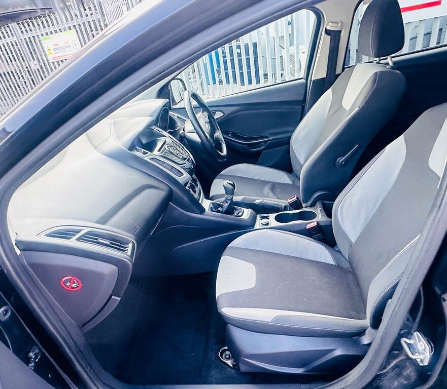 Ford Focus 1.0T Ecoboost Zetec Euro 5 Ss Red #40