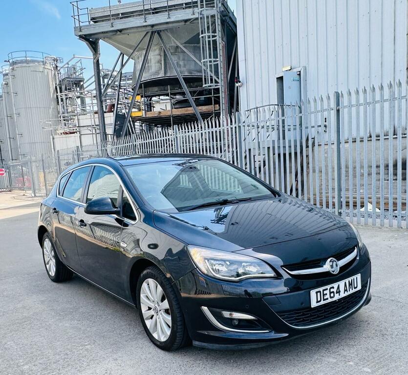 Vauxhall Astra Elite Black