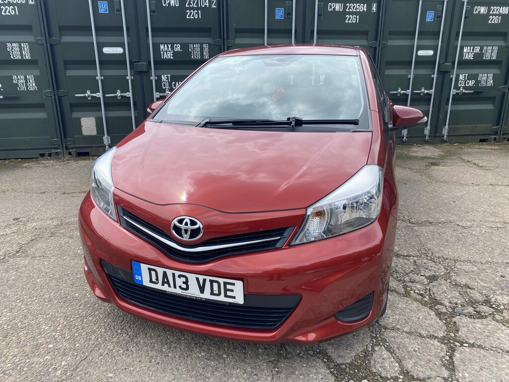 Toyota Yaris Toyota Yaris Dual 1.3 Vvt-i Tr Metallic Red #5