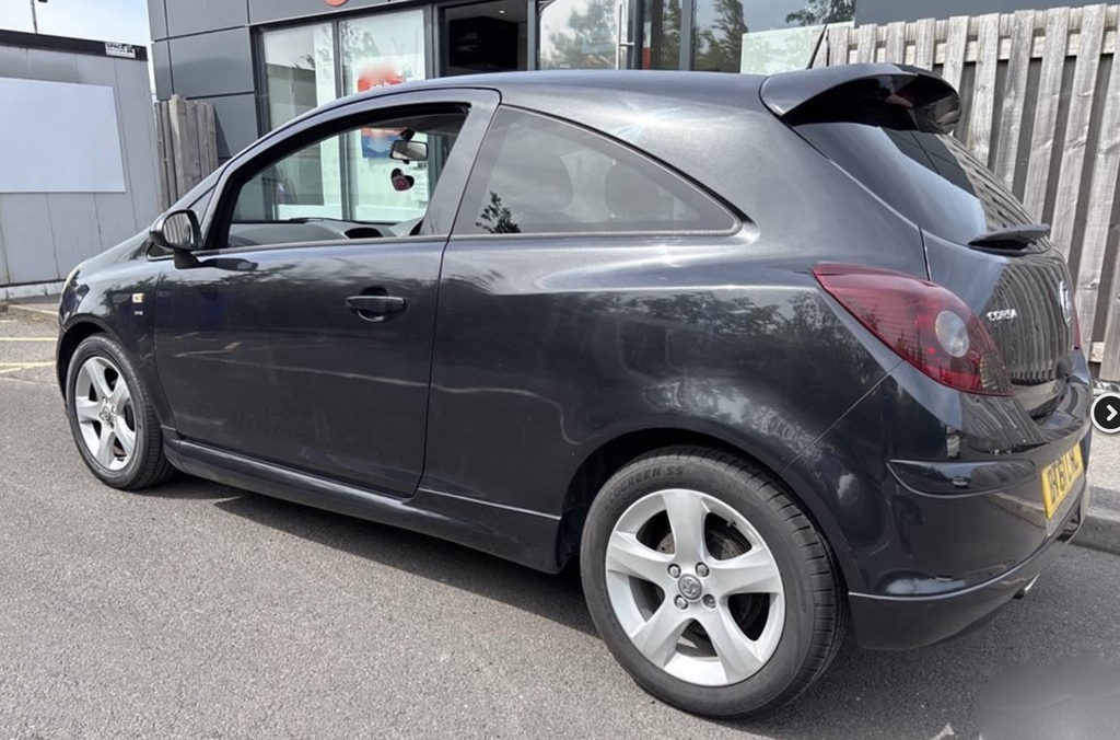 Vauxhall Corsa Vauxhall Corsa 1.4 Sxi 3Dr. Black 20 BT61LNC Black #4
