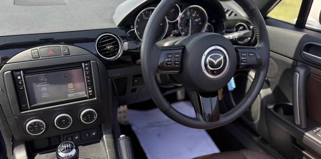 Mazda MX-5 Mazda Mx-5 2.0I Special Edition Venture Roadster. #4