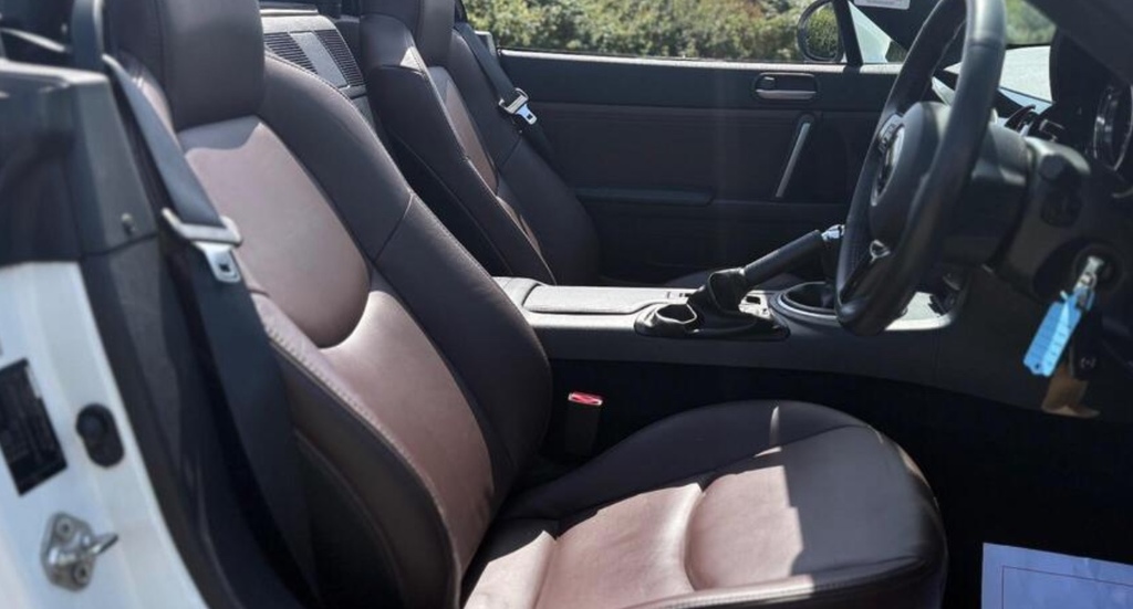 Mazda MX-5 Mazda Mx-5 2.0I Special Edition Venture Roadster. #6
