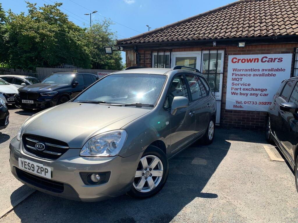 Kia Carens 2.0 Crdi Gs 7 Seats Silver #2