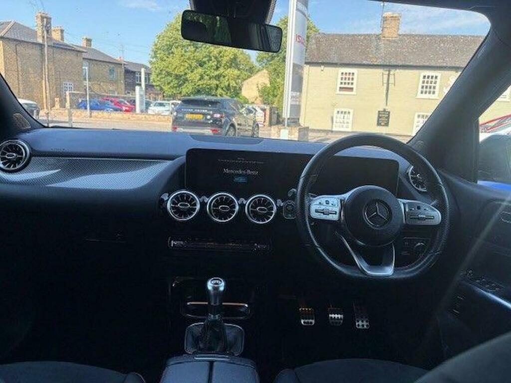 Mercedes-Benz B Class 1.3 B180 Amg Line Premium Euro 6 S S Blue #2