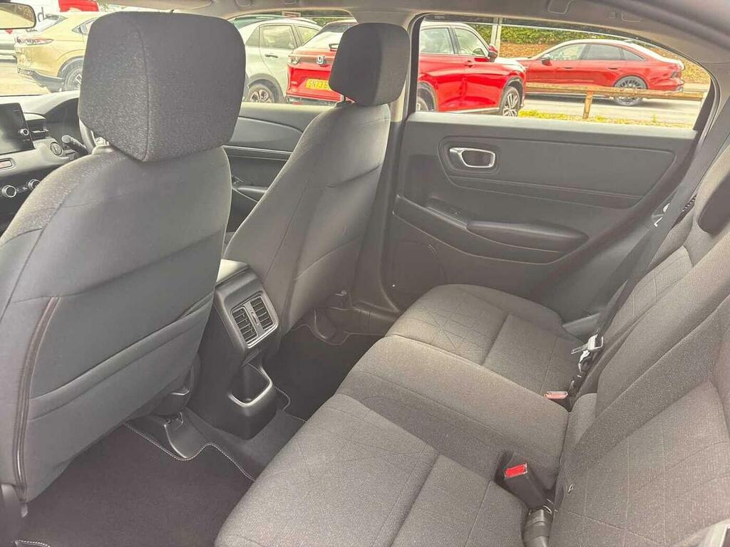 Honda Hr-V 1.5 Ehev Elegance Cvt White #8