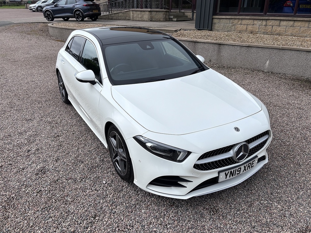 Mercedes-Benz A Class Hatchback YN19XRE White #2