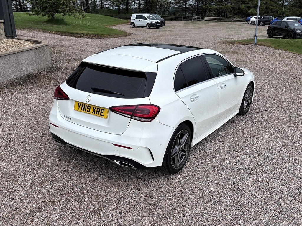 Mercedes-Benz A Class Hatchback YN19XRE White #5