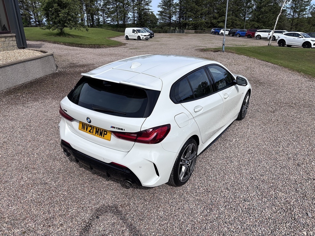 BMW 1 Series Hatchback NV21MWP White #5