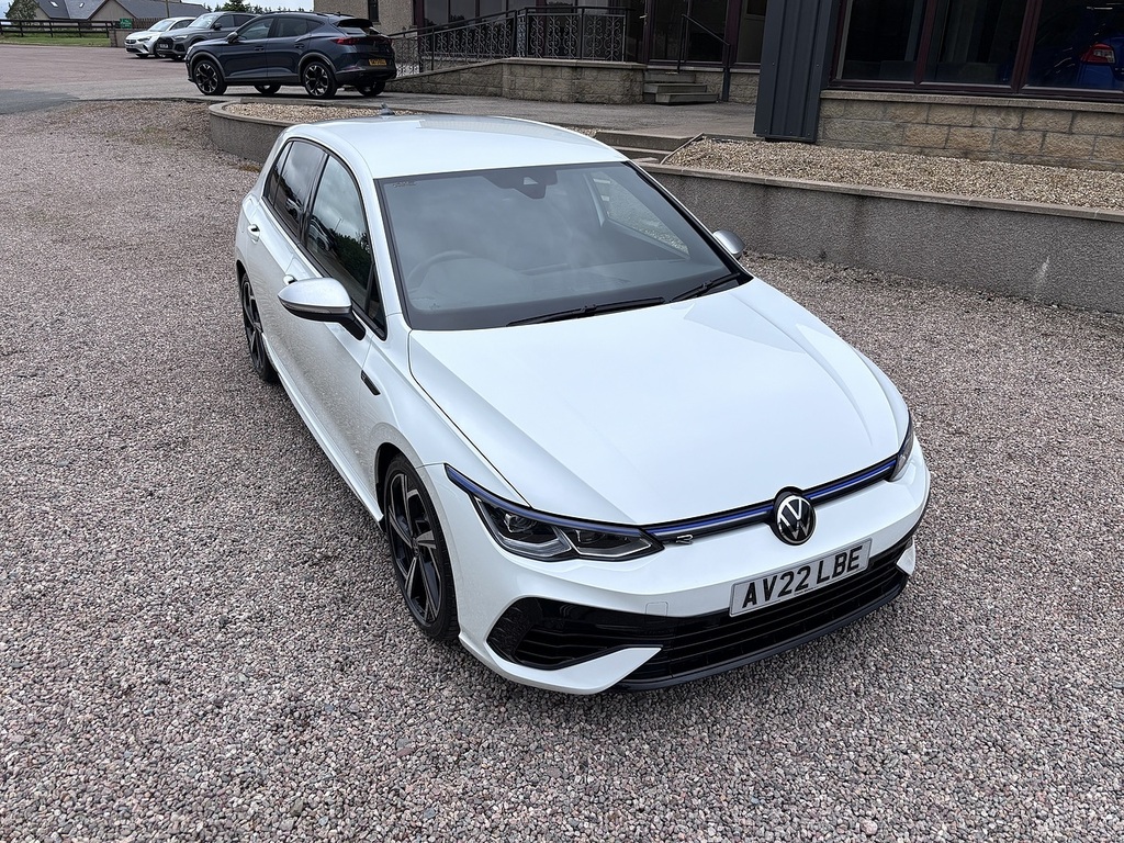 Volkswagen Golf Golf R Tsi 4Motion AV22LBE White #2