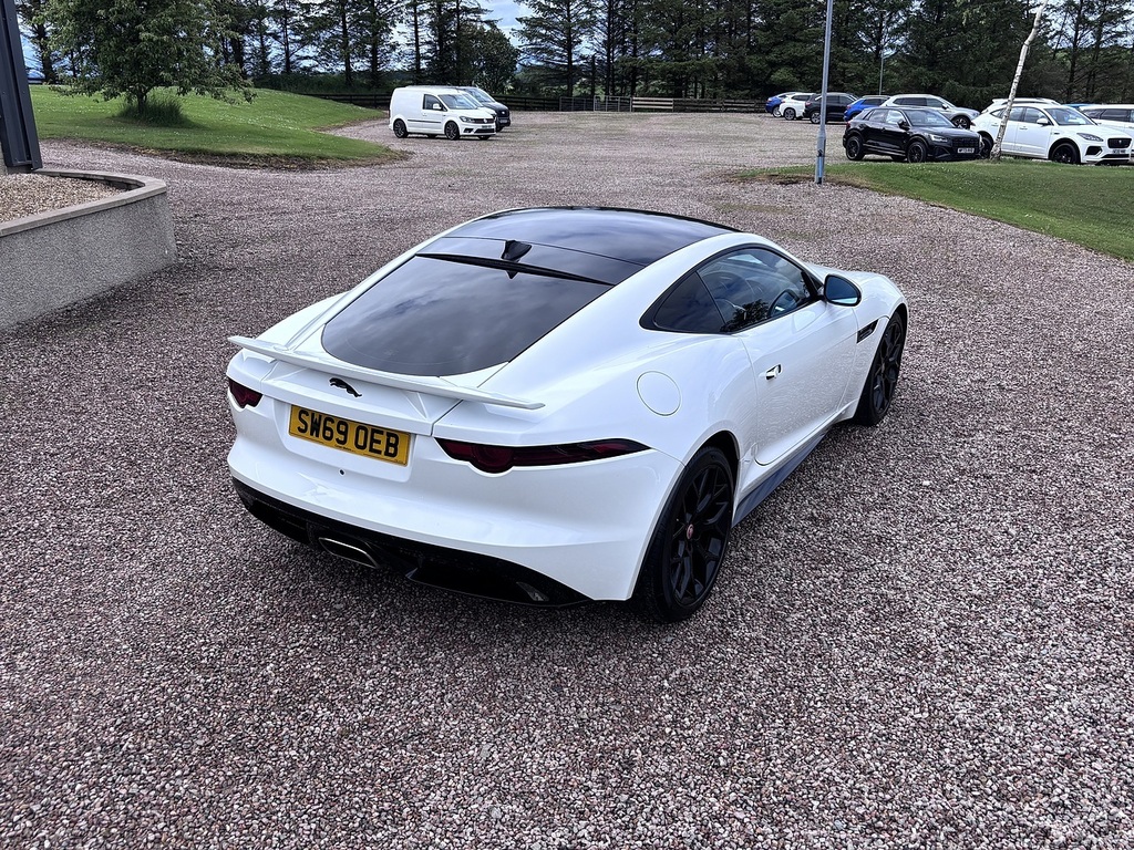 Jaguar F-Type Coupe White #5
