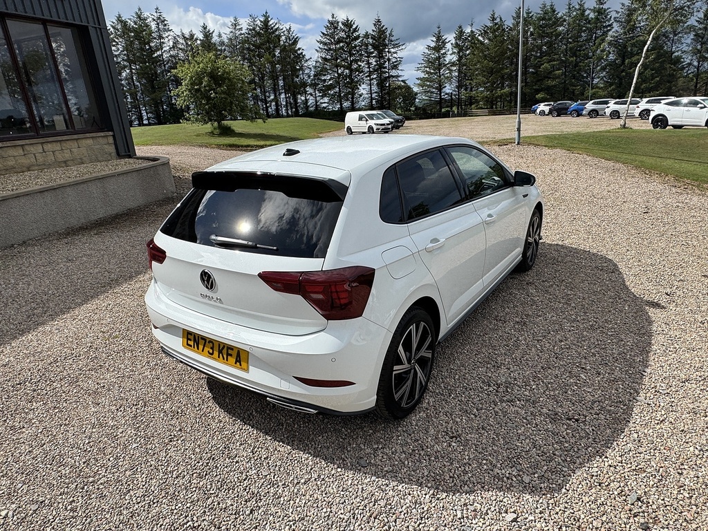 Volkswagen Polo Hatchback EN73KFA White #4
