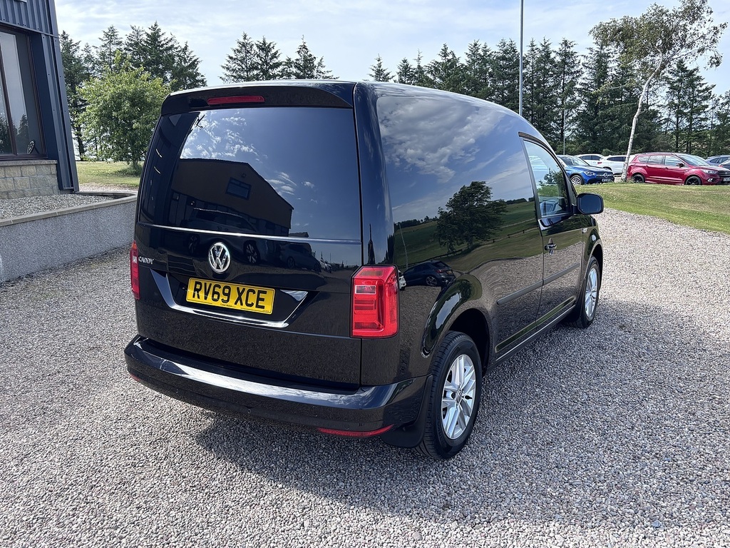 Volkswagen Caddy Mpv RV69XCE Black #4