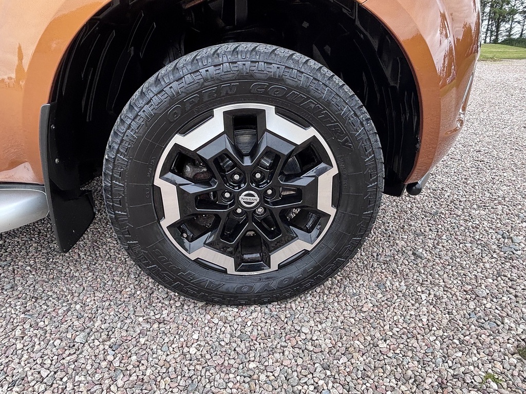 Nissan Navara Dci Tekna Shr Dcb Grey #14