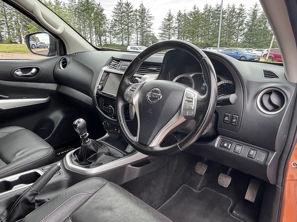 Nissan Navara Dci Tekna Shr Dcb Grey #16