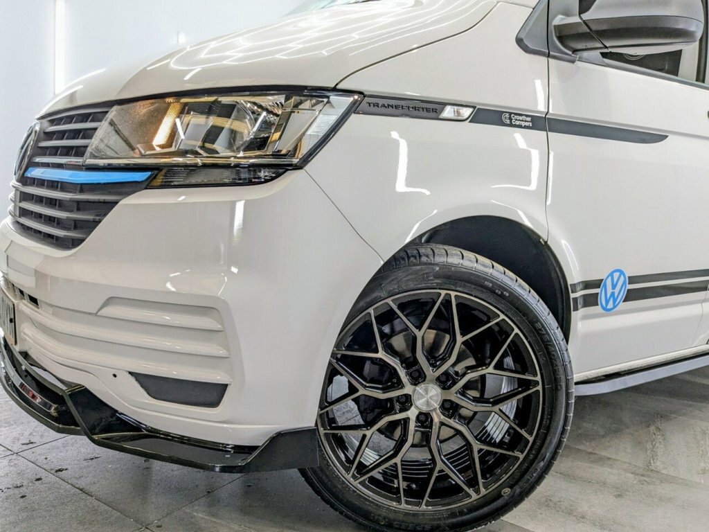 Volkswagen Transporter 2L Startline GF22OYN White #2