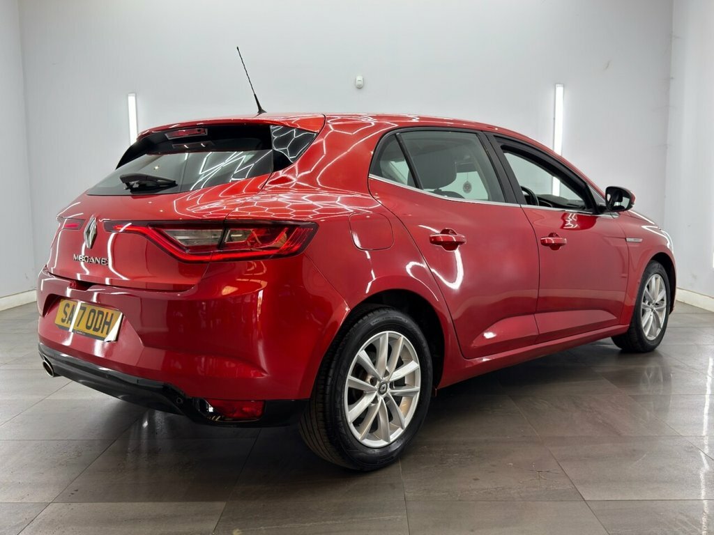 Renault Megane 1.5L Dynamique Nav SA17ODH Red #4