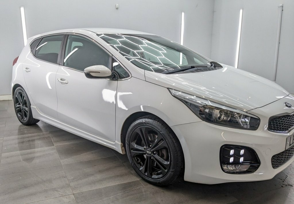 Kia Ceed 1L Gt-line LB18WEX White #5